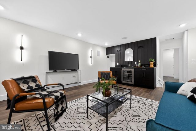 203 CHURCH STREET, Wayne, PA 19087