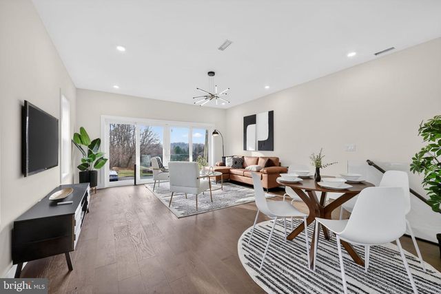 203 CHURCH STREET, Wayne, PA 19087