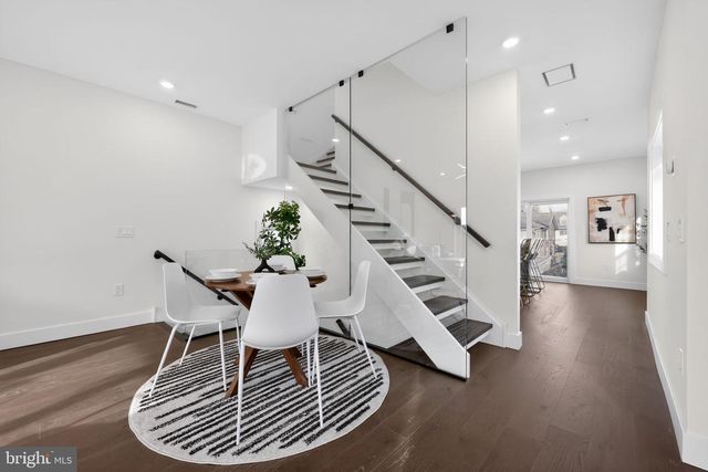 203 CHURCH STREET, Wayne, PA 19087