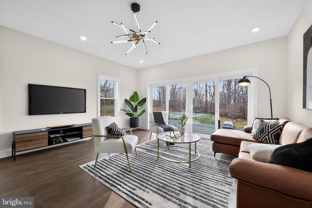 203 CHURCH STREET, Wayne, PA 19087