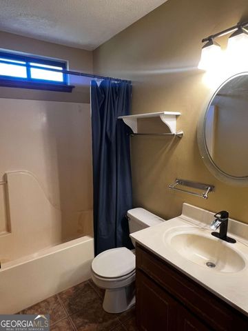 132 Woodvalley Drive, Kingsland, GA 31548