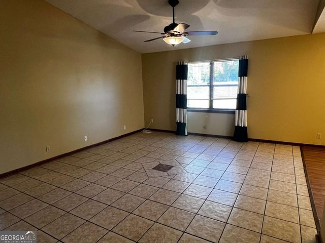 132 Woodvalley Drive, Kingsland, GA 31548