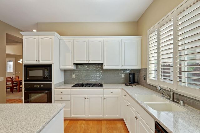 2088 Incline Dr, Lodi, CA 95242