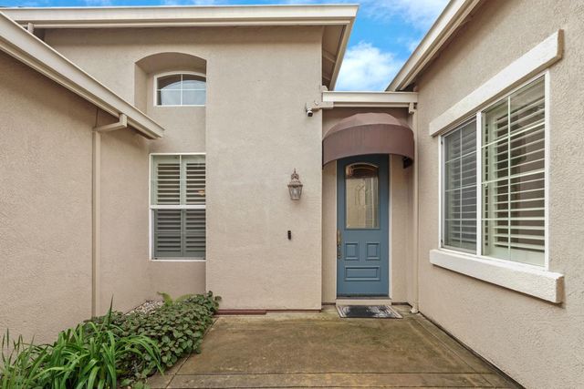 2088 Incline Dr, Lodi, CA 95242