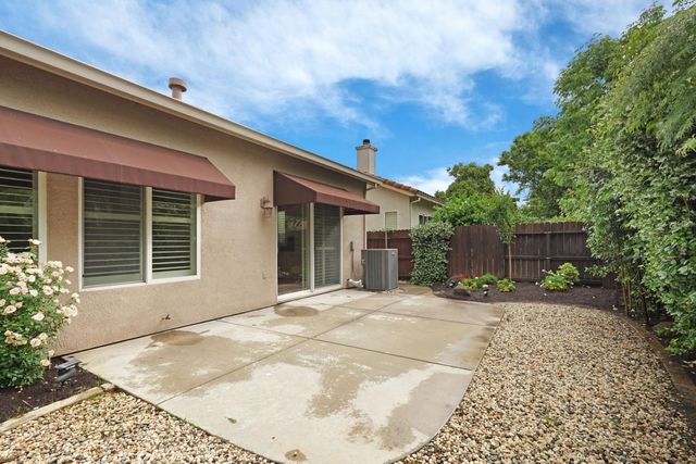 2088 Incline Dr, Lodi, CA 95242