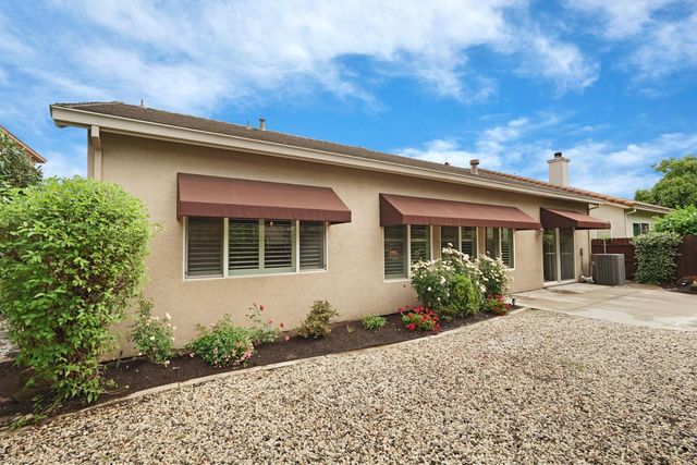2088 Incline Dr, Lodi, CA 95242