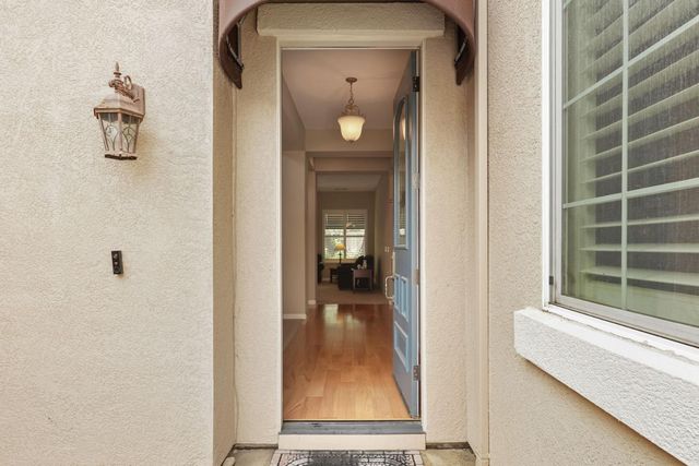 2088 Incline Dr, Lodi, CA 95242