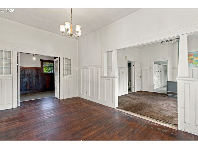 533 D St, Springfield, OR 97477