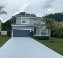 6885 Barnwell Dr, Boynton Beach, FL 33437