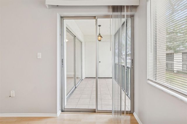 208 PALMETTO CT 208, Oldsmar, FL 34677