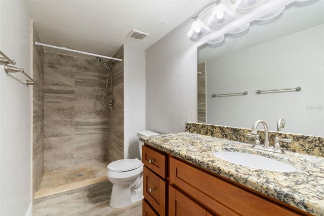 208 PALMETTO CT 208, Oldsmar, FL 34677