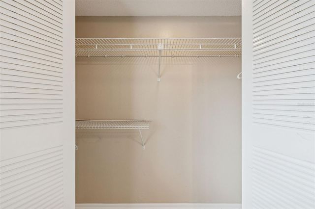 208 PALMETTO CT 208, Oldsmar, FL 34677