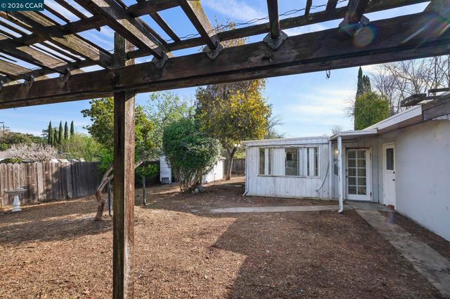 2913 Richard Ave, Concord, CA 94520