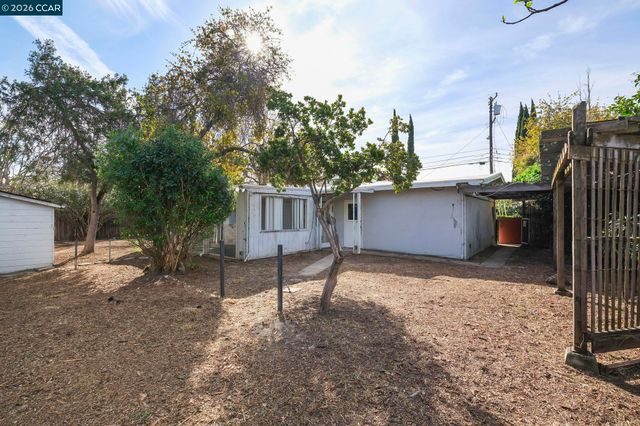 2913 Richard Ave, Concord, CA 94520