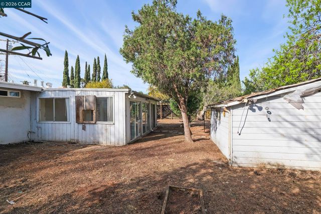 2913 Richard Ave, Concord, CA 94520