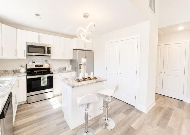 3286 U.S. 52, Saint Stephen, SC 29479