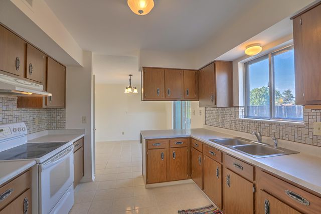 4109 LAS CIMBRAS Court SE, Rio Rancho, NM 87124