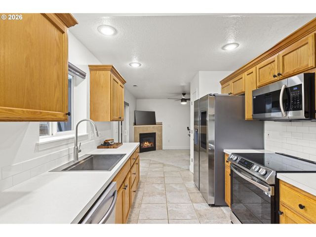 364 Nw BLAIR St, Sheridan, OR 97378