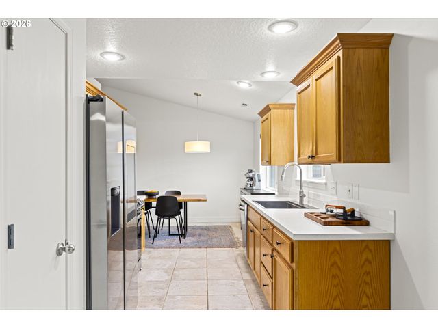 364 Nw BLAIR St, Sheridan, OR 97378
