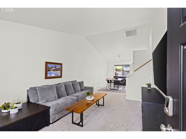 364 Nw BLAIR St, Sheridan, OR 97378