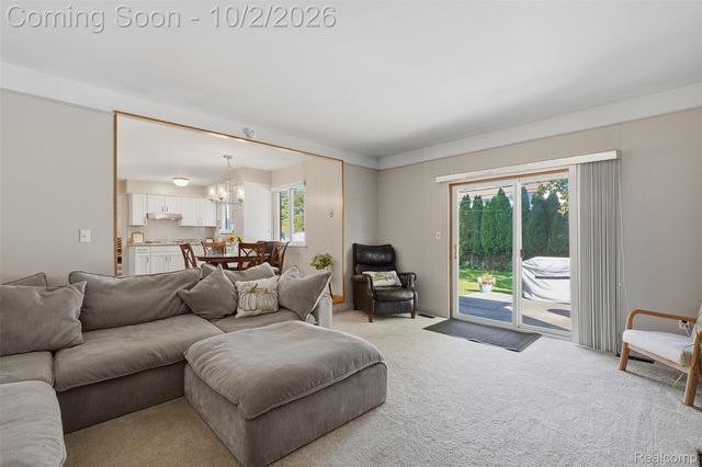 3740 Brookshire Street, Trenton, MI 48183