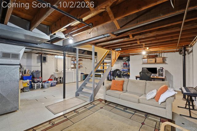 3740 Brookshire Street, Trenton, MI 48183