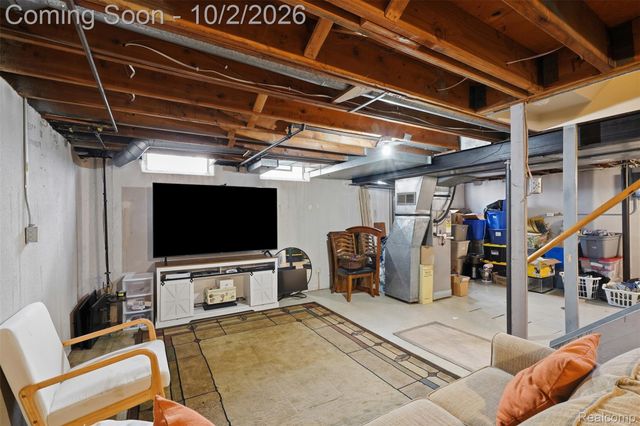 3740 Brookshire Street, Trenton, MI 48183