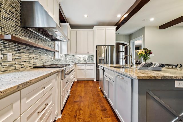 451 Forest Pond Lane, Benton, AR 72019