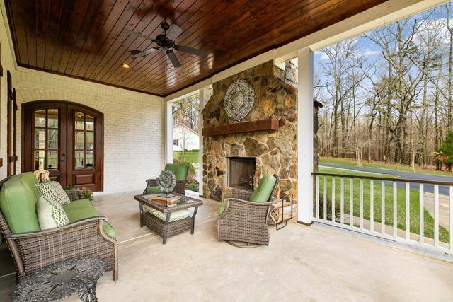 451 Forest Pond Lane, Benton, AR 72019