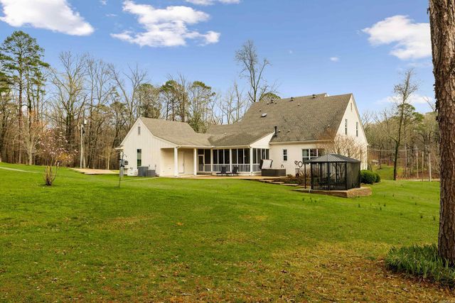 451 Forest Pond Lane, Benton, AR 72019