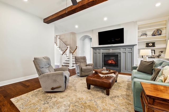 451 Forest Pond Lane, Benton, AR 72019