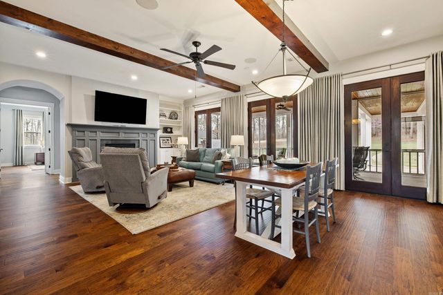 451 Forest Pond Lane, Benton, AR 72019