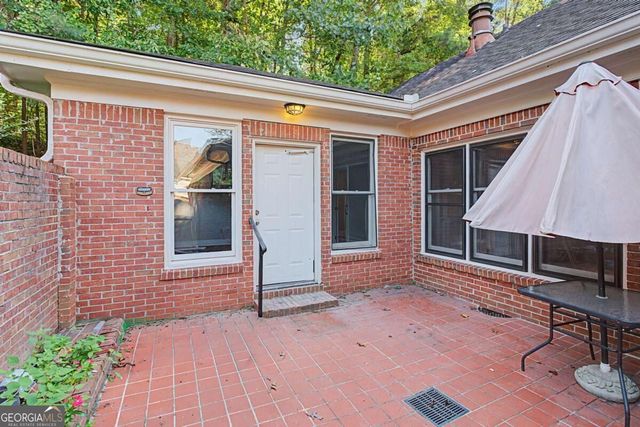 1883 Bedfordshire Court, Decatur, GA 30033