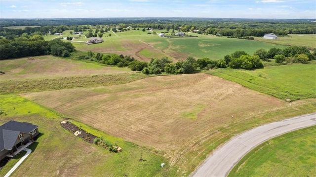 Lot 7 E Kilmer Road E, Spring Hill, KS 66083
