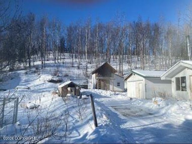 13901 E Mike's Lane, Palmer, AK 99645