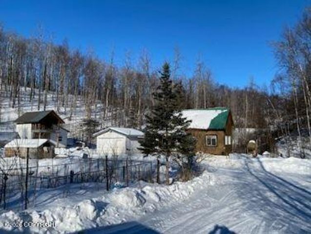 13901 E Mike's Lane, Palmer, AK 99645