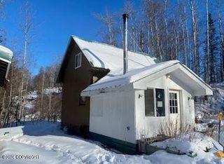 13901 E Mike's Lane, Palmer, AK 99645