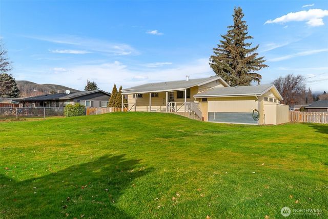 1705 Norman Street, Wenatchee, WA 98801