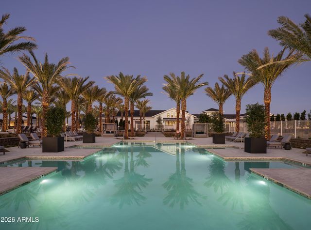11800 N GREENWICH Boulevard 106, Surprise, AZ 85388