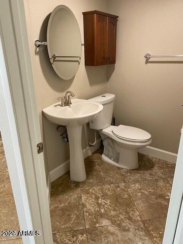 12620 S TONTO Court, Phoenix, AZ 85044