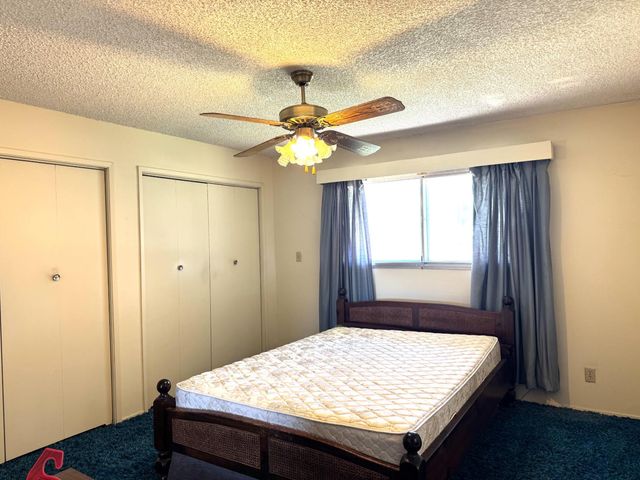 9086 Gerber Rd, Sacramento, CA 95829
