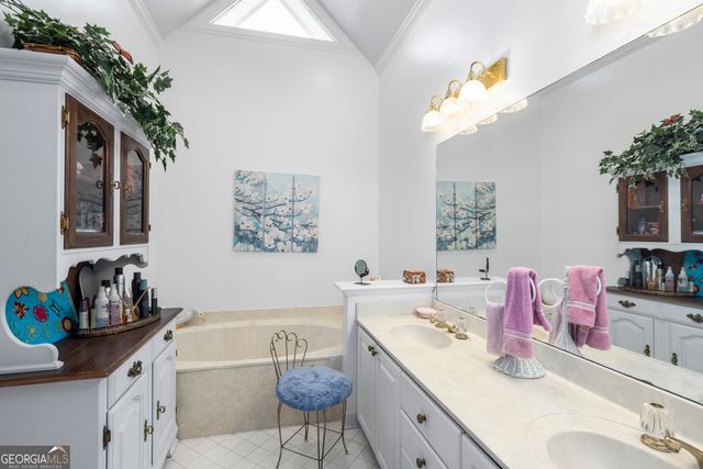 165 Woodgate Drive, Fayetteville, GA 30214