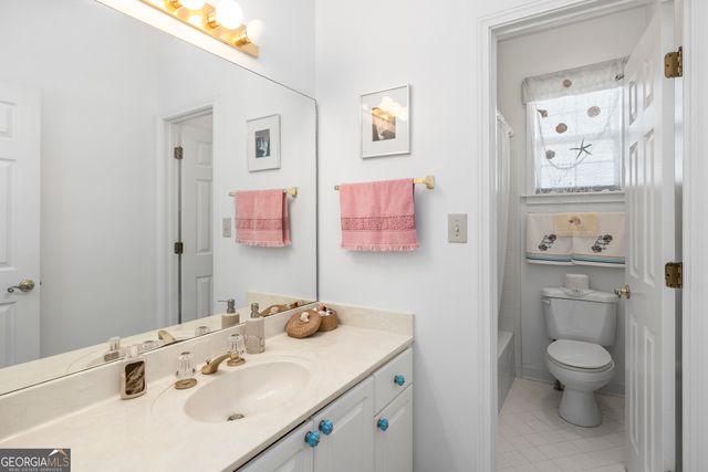 165 Woodgate Drive, Fayetteville, GA 30214