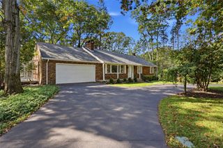 82 Mapleville Road, Smithfield, RI 02828