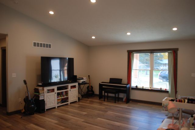 58630 Broadway Boulevard, Elkhart, IN 46516