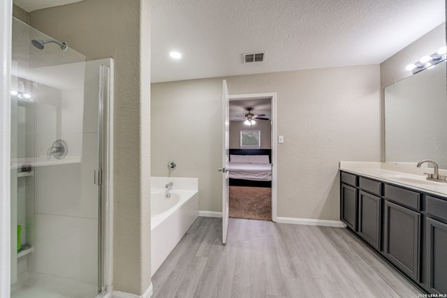 4619 MEDIA MDW, San Antonio, TX 78222