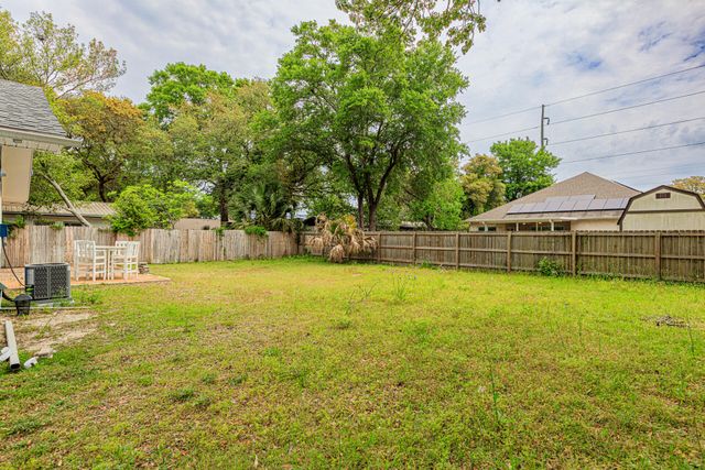 1013 Gloria Avenue, Fort Walton Beach, FL 32547