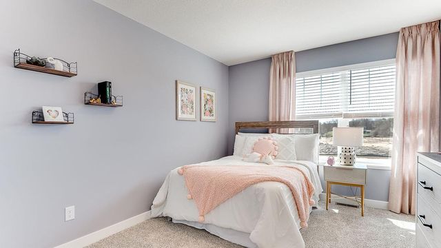 19365 137th Avenue N, Rogers, MN 55374