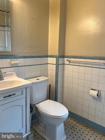 3182 WESTOVER DR SE, Washington, DC 20020