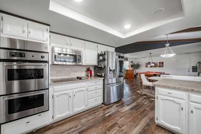 16026 Karen Road, Madera, CA 93636